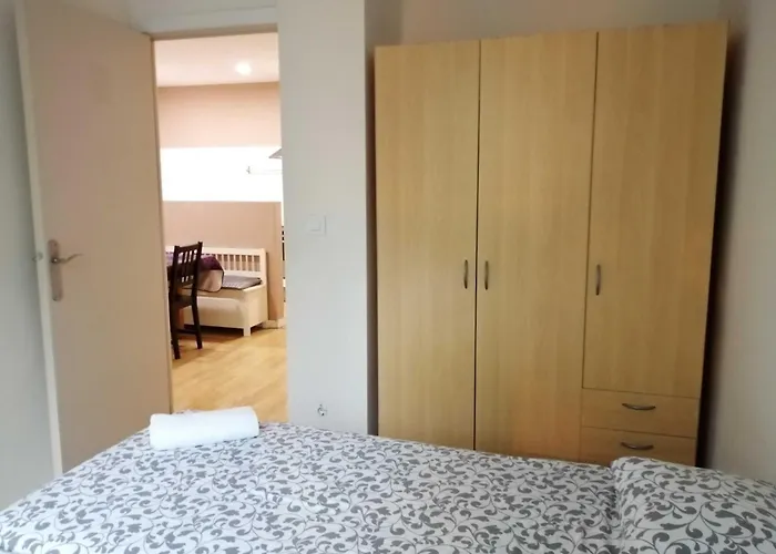 아파트 Diagonal